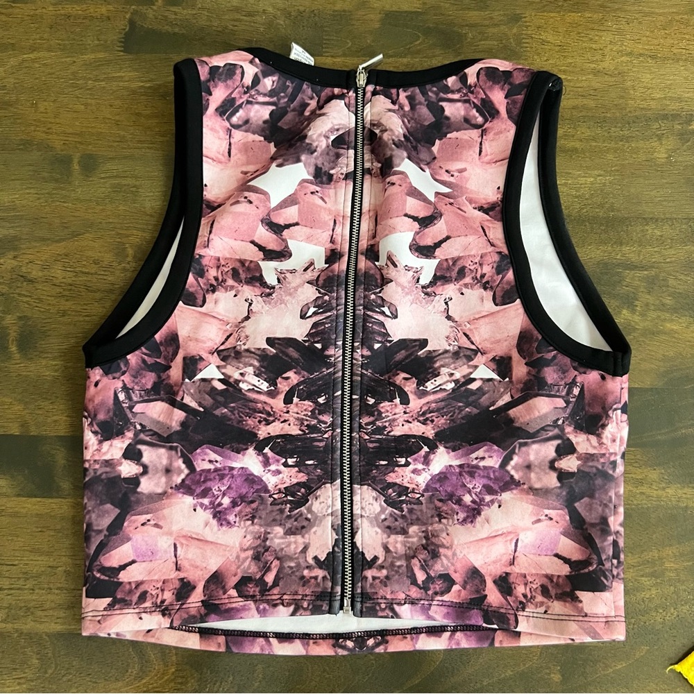Bar III Shirt Tribal Pink Black White Crystals Midriff Cropped Top Club M Zip Up - Picture 3 of 8